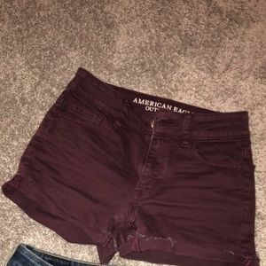 Super stretch American eagle maroon shorts